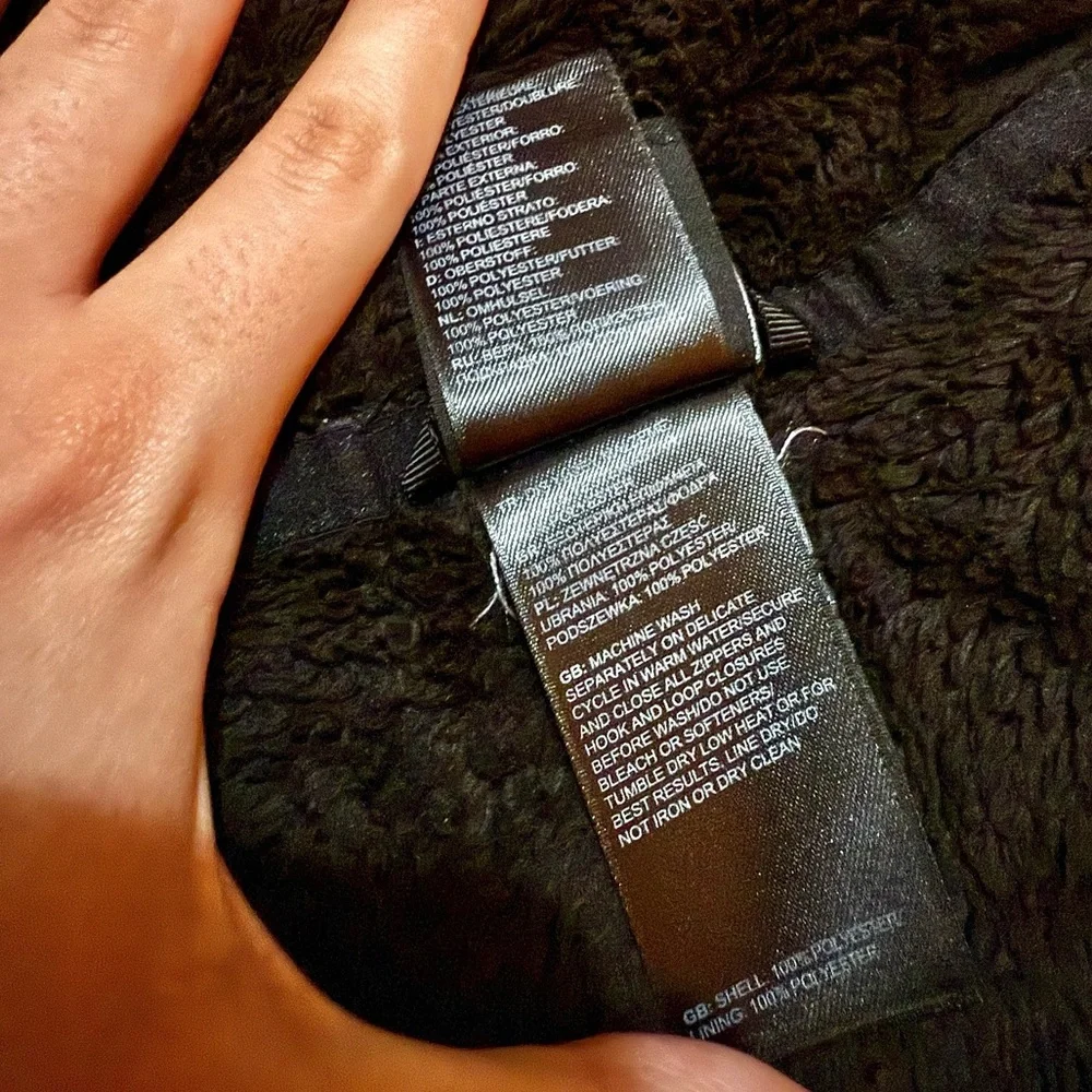 The North Face Osito Jacket Black, Women's Size S - Picture 9 of 11